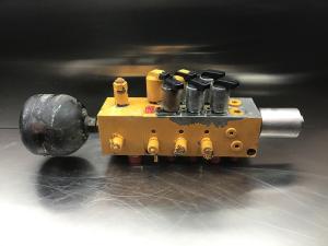 Liebherr Ölpilotventil